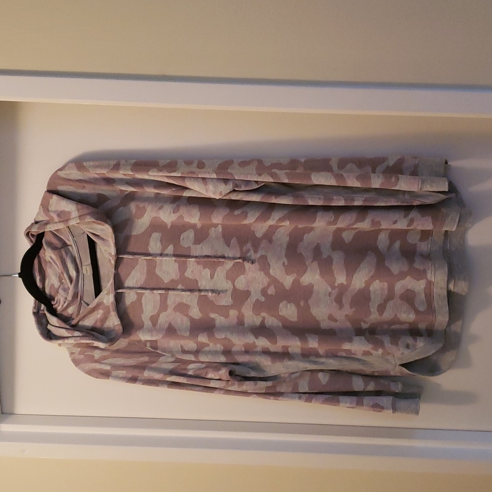 REITMANS Hyba camo hooded sweatshirt